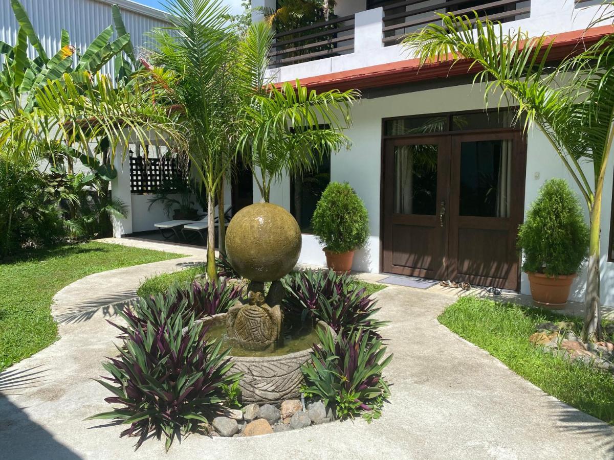 Good Life Lodge Samara Bagian luar foto