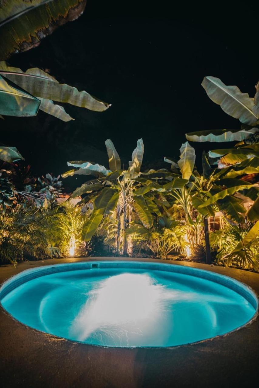 Good Life Lodge Samara Bagian luar foto